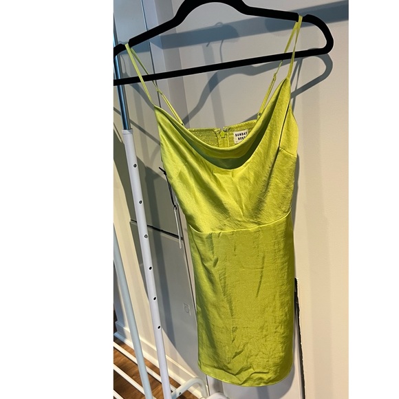 NEW WITH TAGS - Aritzia Sunday Best XS Pear Green Spencer Dress - Picture 2 of 3